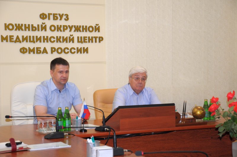 В преддверии Чемпионата мира по футболу-2018 г. с рабочим визитом посетил Ростовскую клиническую больницу ЮОМЦ ФМБА России заместитель руководителя ФМБА России – Максим  Васильевич Забелин.